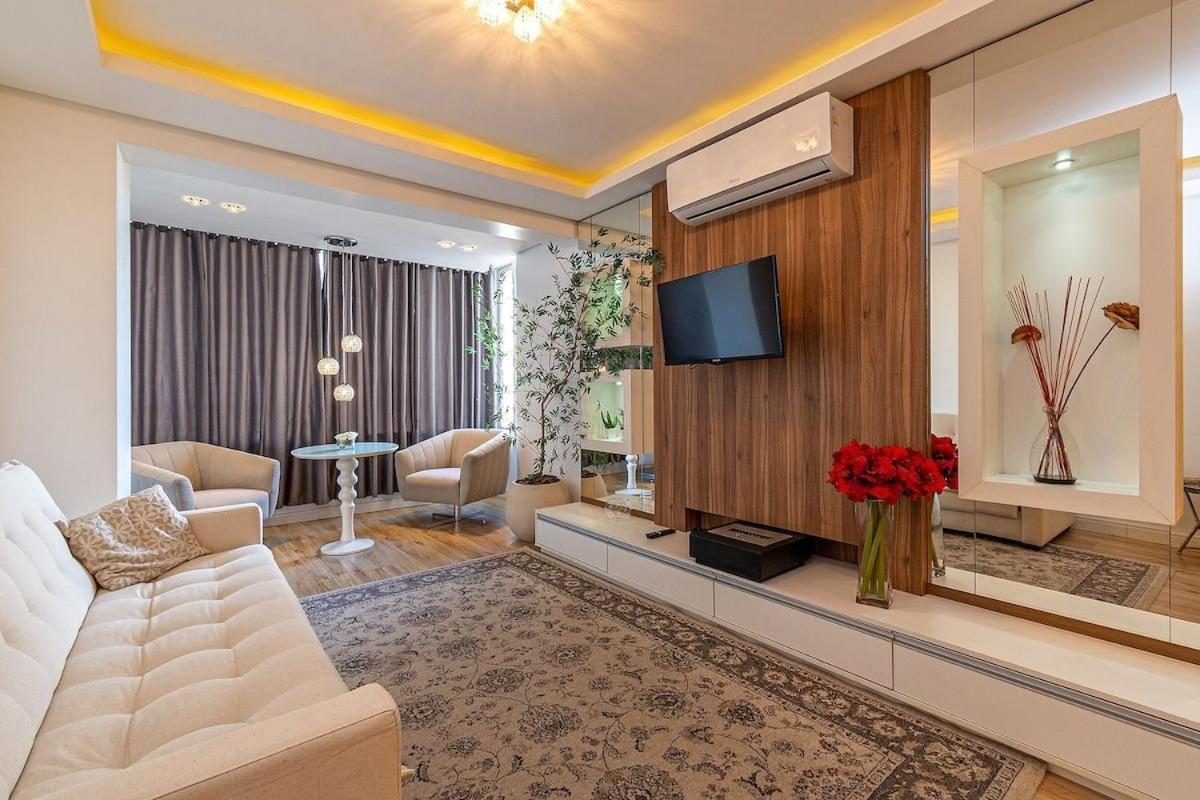 Rosa Edificio Parque Da Vinicola Apartman Gramado Kültér fotó